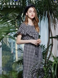 2019安卡茜女装格子连衣裙