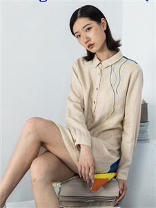 MO·陌女装新款时尚衬衫裙