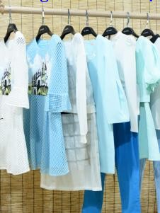 爱弗瑞品牌折扣女装新款