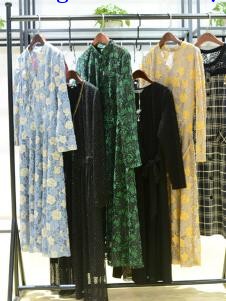 爱弗瑞品牌折扣女装新款