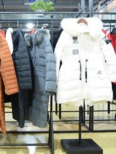 爱弗瑞品牌折扣女装新款