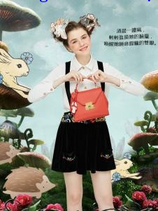 artmi红色小巧手提包